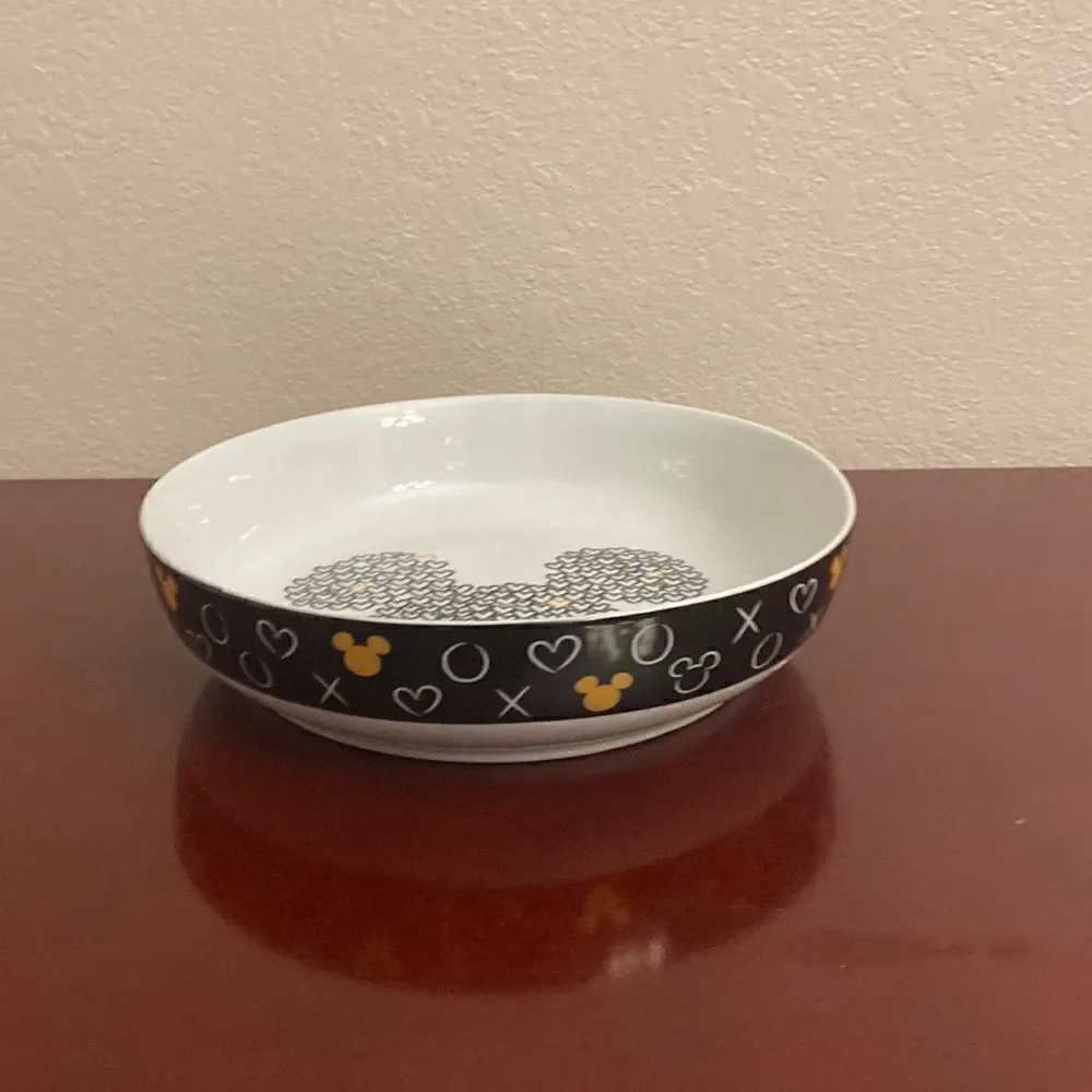 🖤🌟 Disney Mickey Mouse XO Hearts Love Ceramic Dinner Bowl Appetizer Pasta